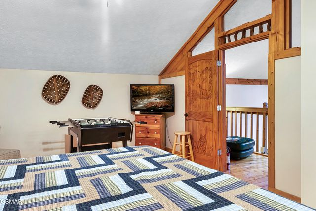 2306 Wooddale Way, Sevierville, TN 37876