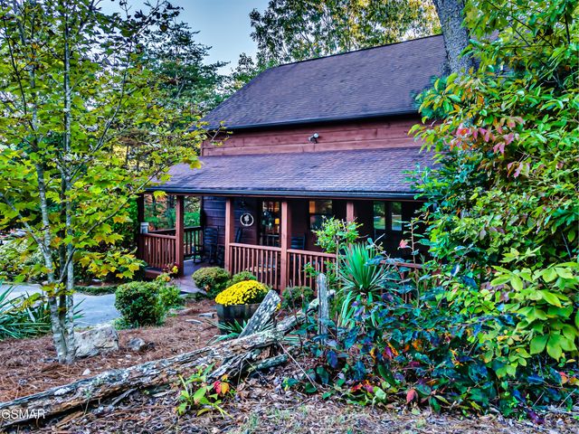 2306 Wooddale Way, Sevierville, TN 37876