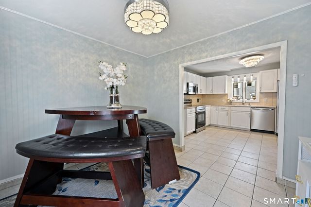 24 Botsford Avenue, Milford, CT 06460