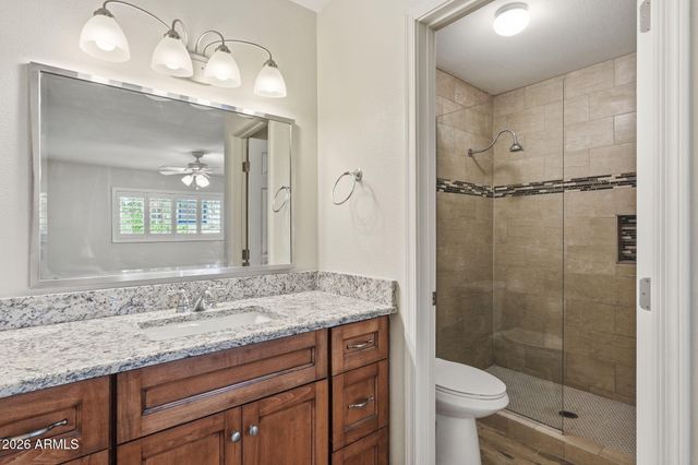 5525 E THOMAS Road C2, Phoenix, AZ 85018
