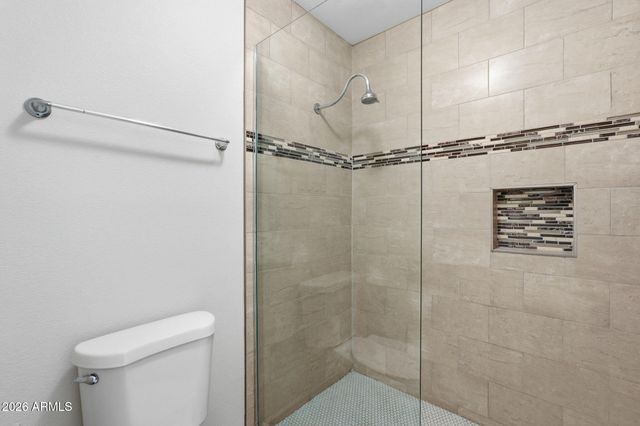 5525 E THOMAS Road C2, Phoenix, AZ 85018