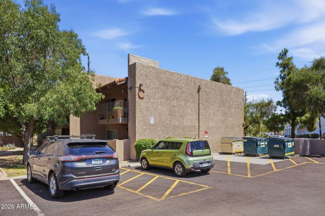 5525 E THOMAS Road C2, Phoenix, AZ 85018