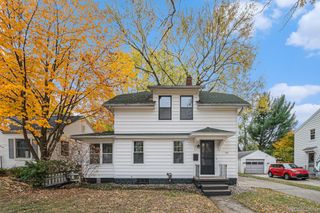 610 N Dexter Drive, Lansing, MI 48910