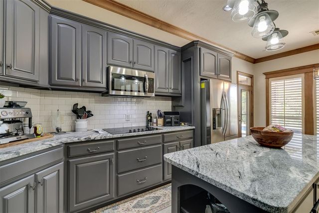 11012 Autumn Road, Edmond, OK 73013