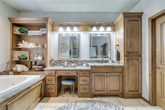 11012 Autumn Road, Edmond, OK 73013