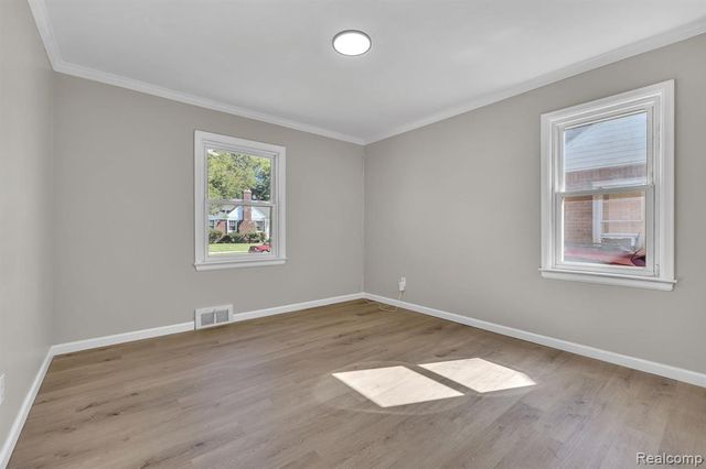 10035 Bramell, Detroit, MI 48239