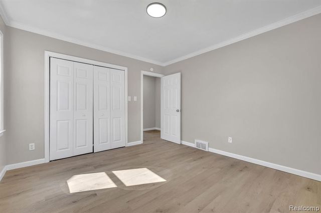 10035 Bramell, Detroit, MI 48239