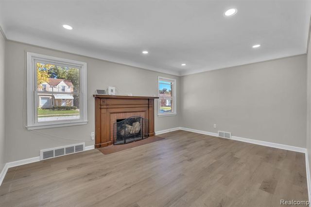 10035 Bramell, Detroit, MI 48239