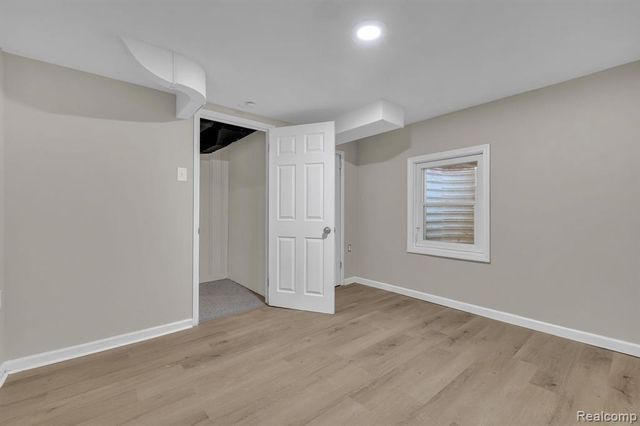 10035 Bramell, Detroit, MI 48239