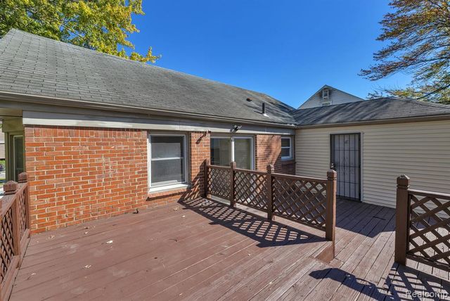 10035 Bramell, Detroit, MI 48239