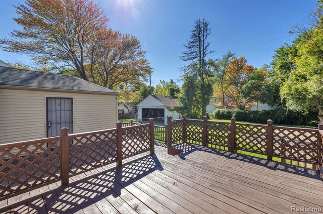 10035 Bramell, Detroit, MI 48239