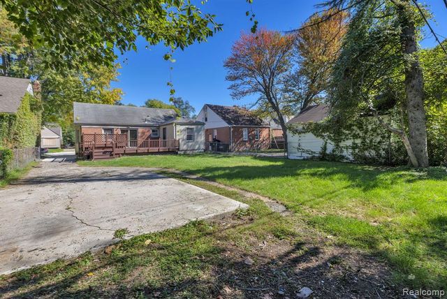 10035 Bramell, Detroit, MI 48239