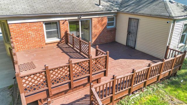 10035 Bramell, Detroit, MI 48239