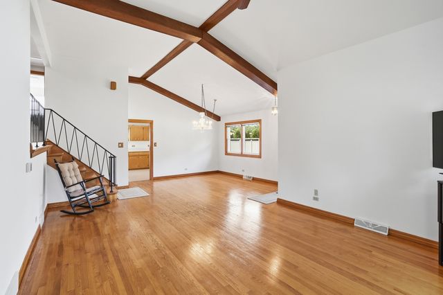 12624 S MASSASOIT Avenue, Palos Heights, IL 60463