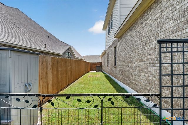 431 Field Corn Lane, San Marcos, TX 78666