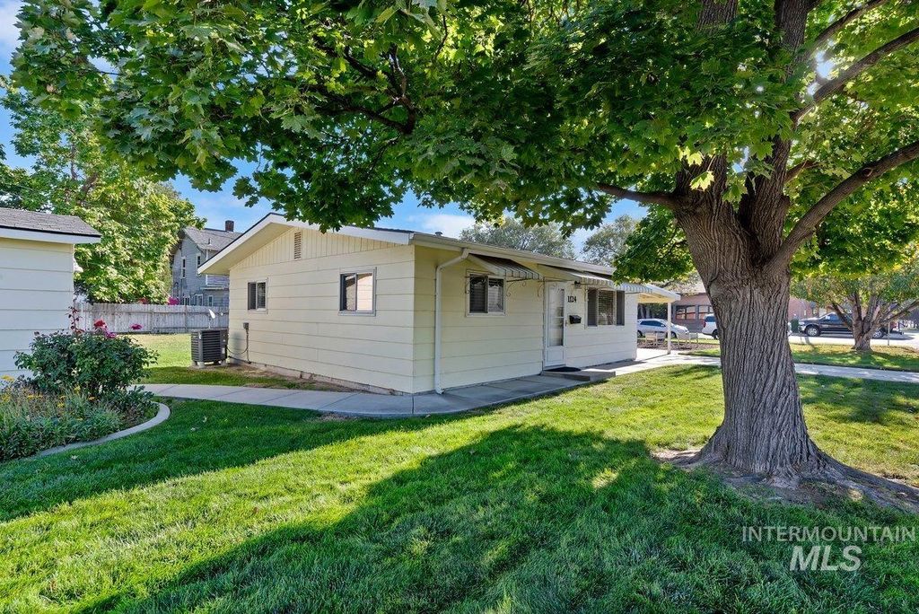 1124 6th Street North, Nampa, ID 83687 photo 3
