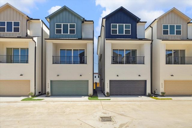 5624 Camino Encantado Drive, Houston, TX 77091