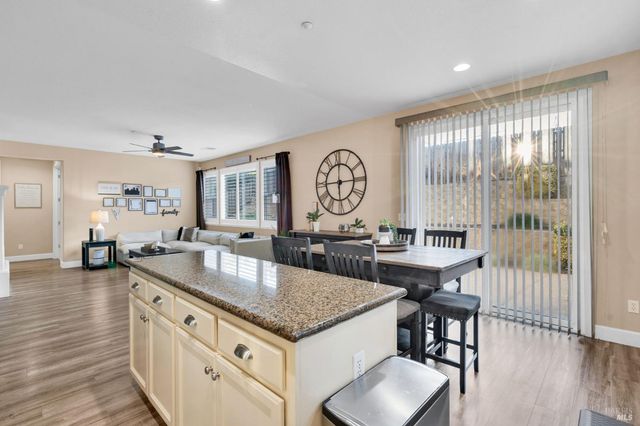 1841 Stockbridge Dr, Fairfield, CA 94534