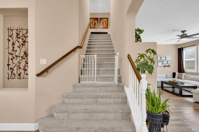 1841 Stockbridge Dr, Fairfield, CA 94534