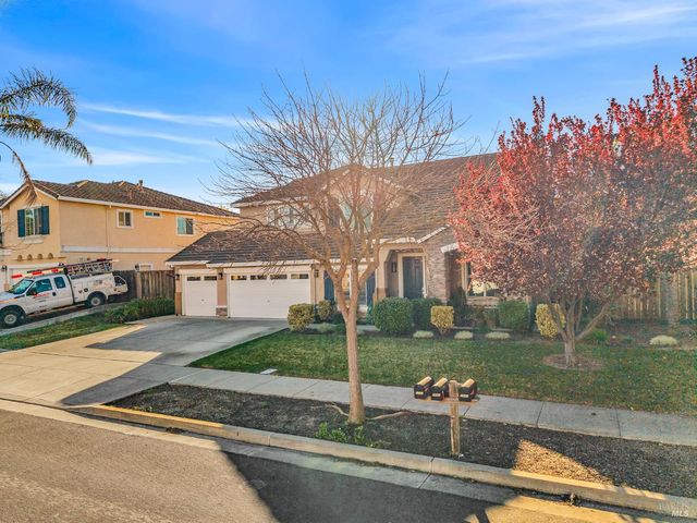 1841 Stockbridge Dr, Fairfield, CA 94534