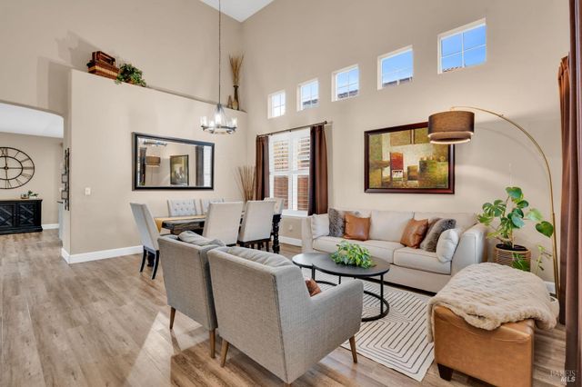 1841 Stockbridge Dr, Fairfield, CA 94534