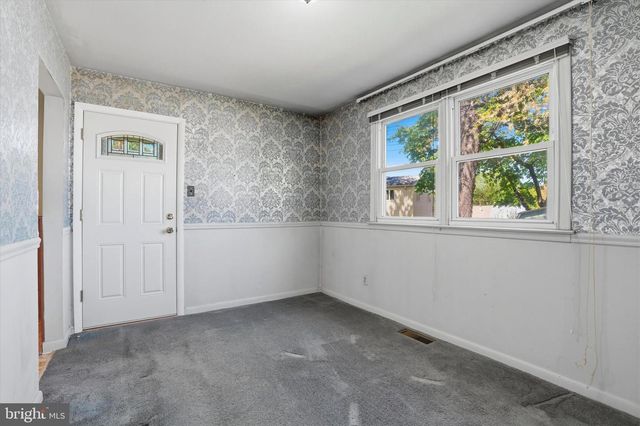 1438 HALLMAN RD, Abington, PA 19001