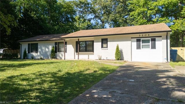 3204 Club House RD, Virginia Beach, VA 23452