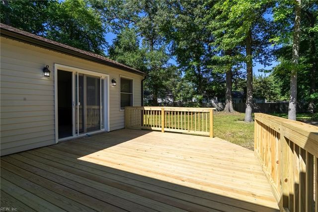 3204 Club House RD, Virginia Beach, VA 23452
