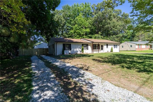 3204 Club House RD, Virginia Beach, VA 23452