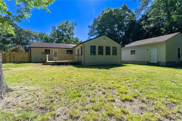 3204 Club House RD, Virginia Beach, VA 23452