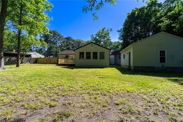 3204 Club House RD, Virginia Beach, VA 23452