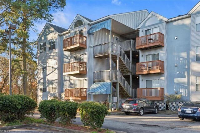 1563 N King St Apt 105, Hampton, VA 23669