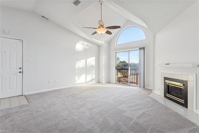 1563 N King St Apt 105, Hampton, VA 23669