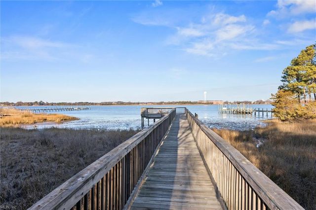 1563 N King St Apt 105, Hampton, VA 23669