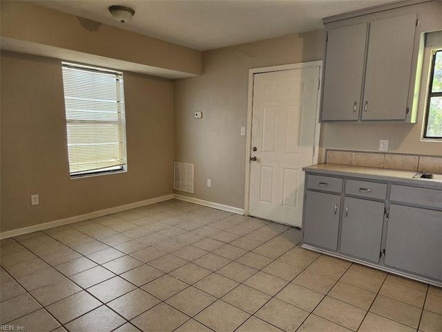 851 29th ST, Newport News, VA 23601