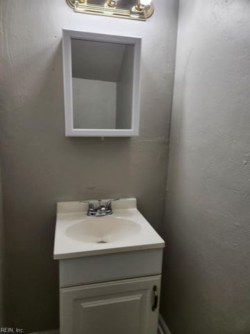 851 29th ST, Newport News, VA 23601