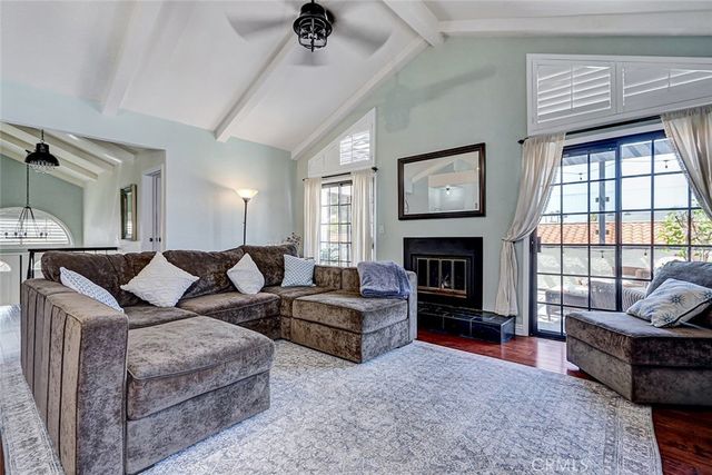 2119 Ernest Avenue 2, Redondo Beach, CA 90278