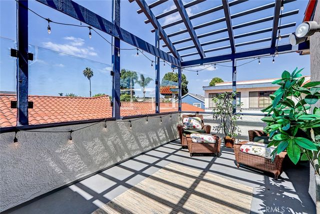 2119 Ernest Avenue 2, Redondo Beach, CA 90278