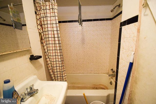 1620 KINGSWAY RD, Baltimore, MD 21218