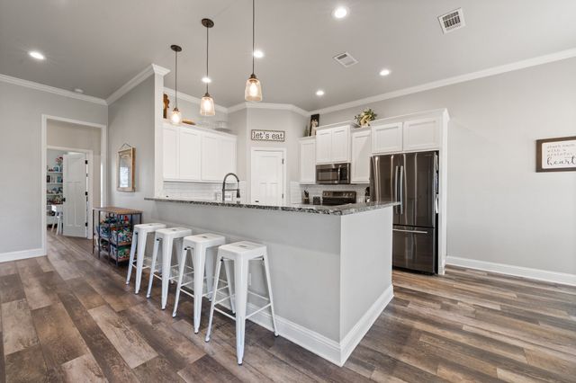 401 N Cleburne Whitney Road, Rio Vista, TX 76093