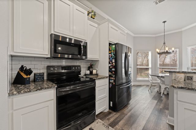 401 N Cleburne Whitney Road, Rio Vista, TX 76093