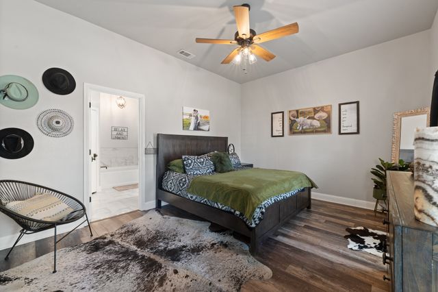 401 N Cleburne Whitney Road, Rio Vista, TX 76093