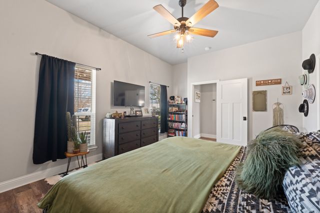 401 N Cleburne Whitney Road, Rio Vista, TX 76093