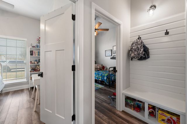 401 N Cleburne Whitney Road, Rio Vista, TX 76093