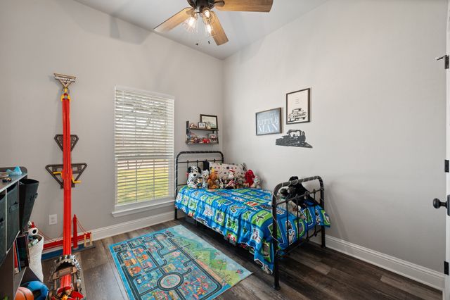 401 N Cleburne Whitney Road, Rio Vista, TX 76093