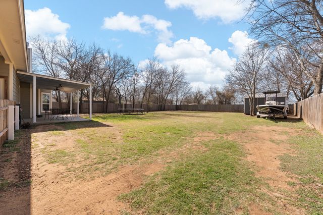 401 N Cleburne Whitney Road, Rio Vista, TX 76093