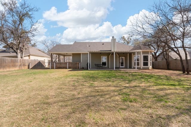 401 N Cleburne Whitney Road, Rio Vista, TX 76093