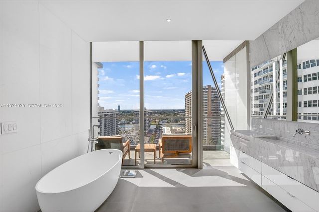 2000 S Ocean Dr 14B, Hallandale Beach, FL 33009