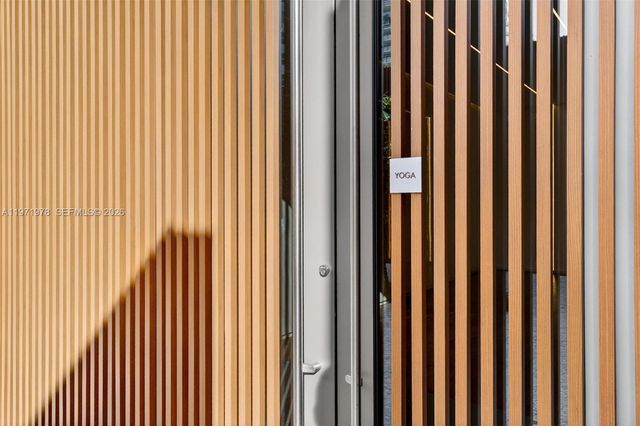 2000 S Ocean Dr 14B, Hallandale Beach, FL 33009