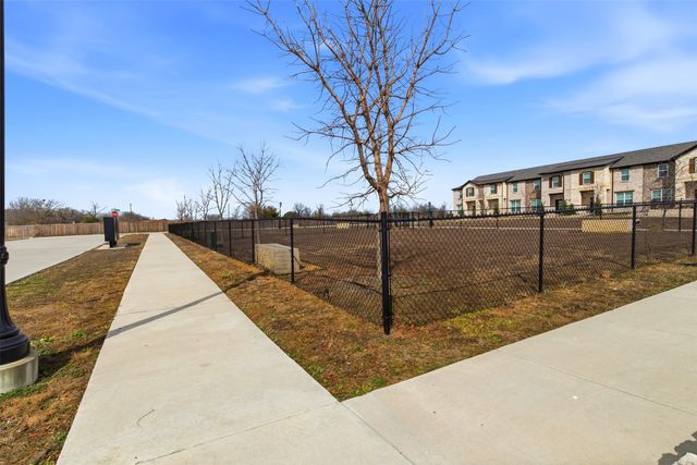 8902 Lowell Street, Rowlett, TX 75089